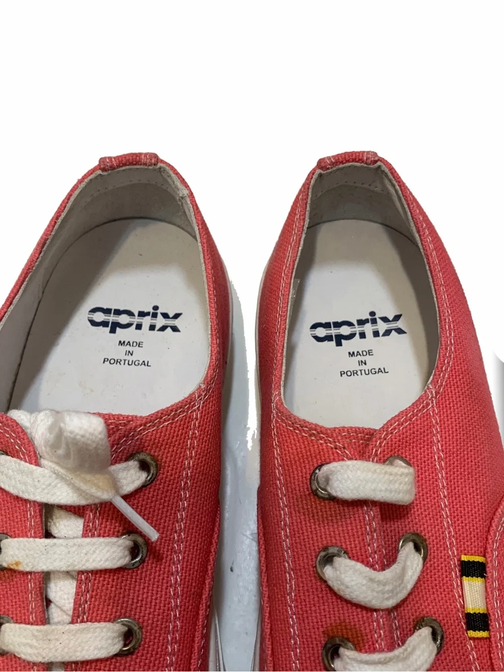 9 / aprix Men's Canvas Low-Top Sneakers